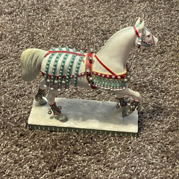 Silver Bells Pony Trail of Painted Ponies - Picture 5 of 8